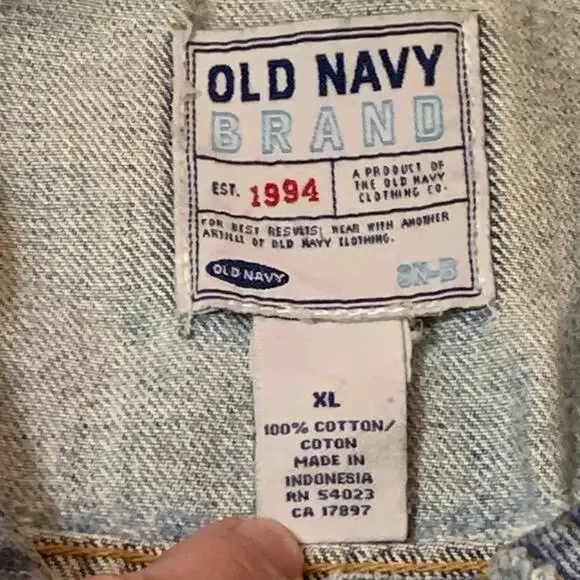 OLD NAVY Boys Lightly Distressed Denim Jean Jacket Trucker Long Sleeve XL Unisex - Picture 2 of 10